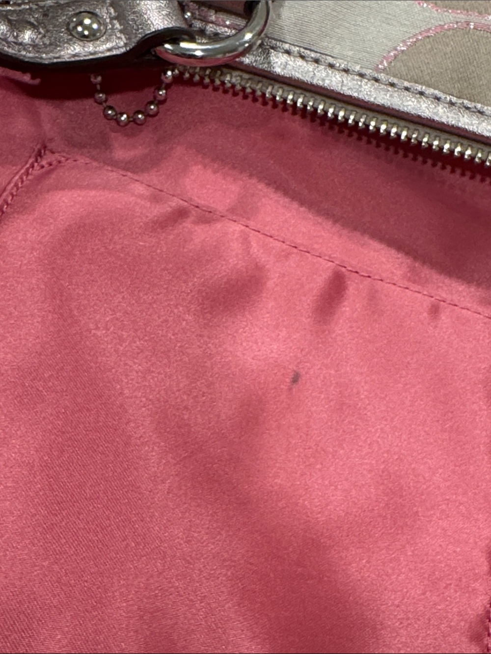Coach Bag  Daisy Glitter Sparkle Outline Tan Pink Signature Emma Tote EUC - Picture 15 of 17